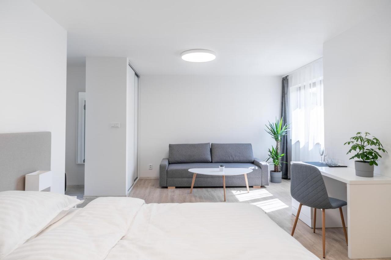 4 Pokoje Ostrava Exteriör bild