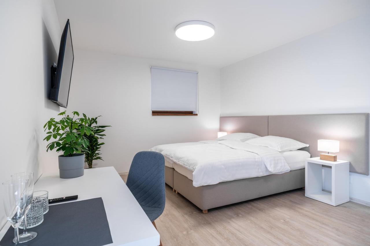 4 Pokoje Ostrava Exteriör bild