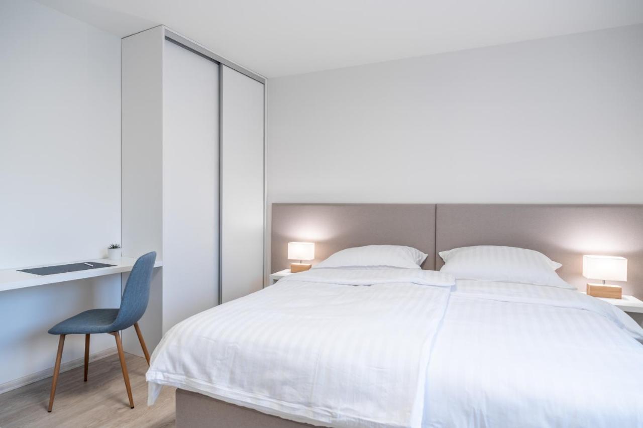 4 Pokoje Ostrava Exteriör bild